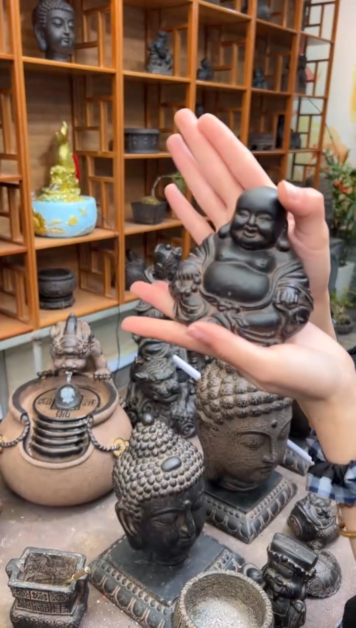 陶土【火山泥】未来佛