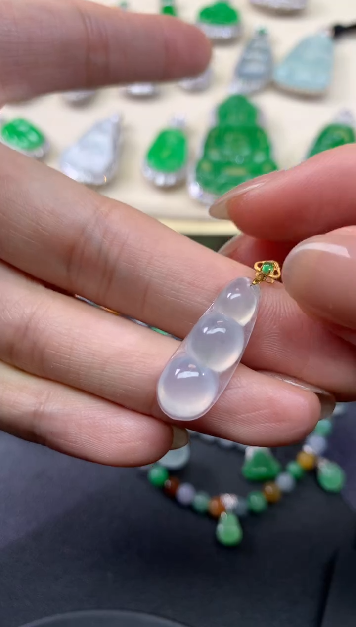 【闪购商品】翡翠吊坠(不含链)18K金镶嵌天然A货翡翠10