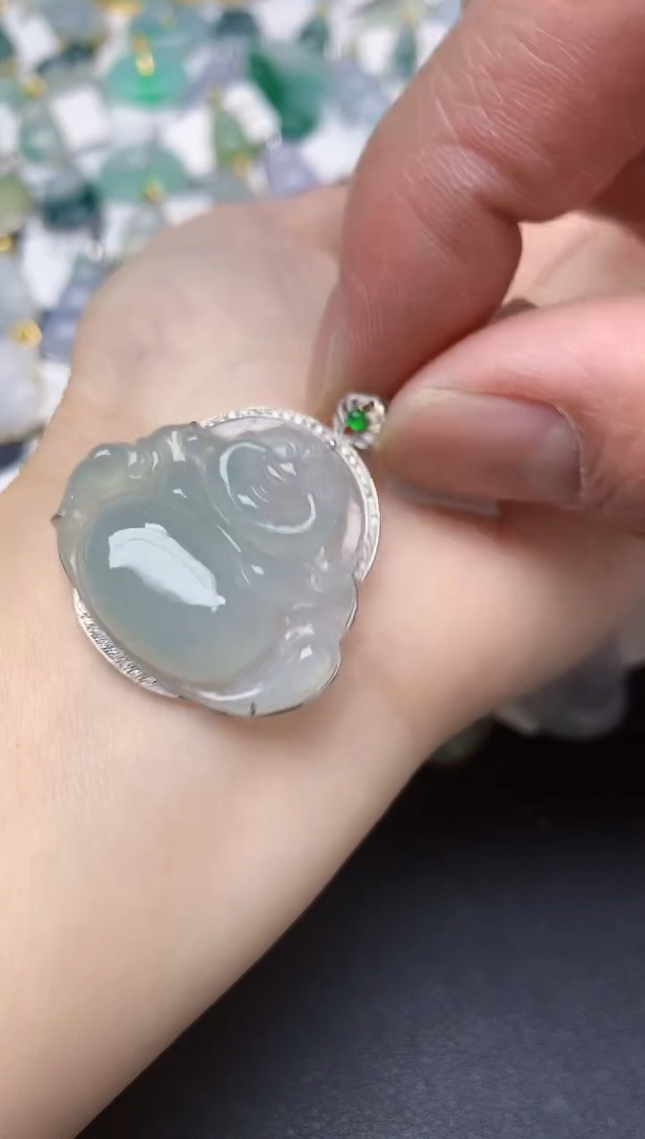 颈饰18K金镶嵌翡翠天然缅甸A货翡翠