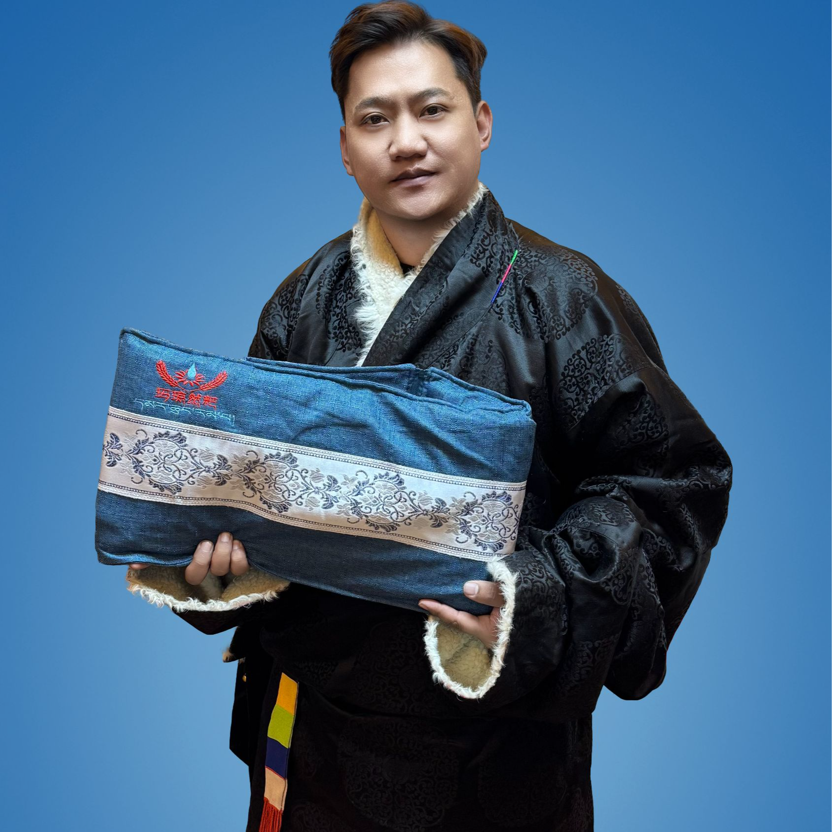 玛琼然粑保健腰带