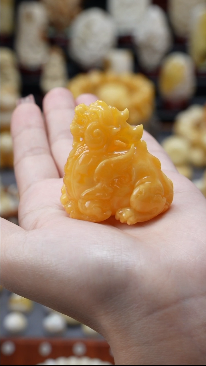 裸石琥珀未镶嵌原矿天然琥珀蜜蜡