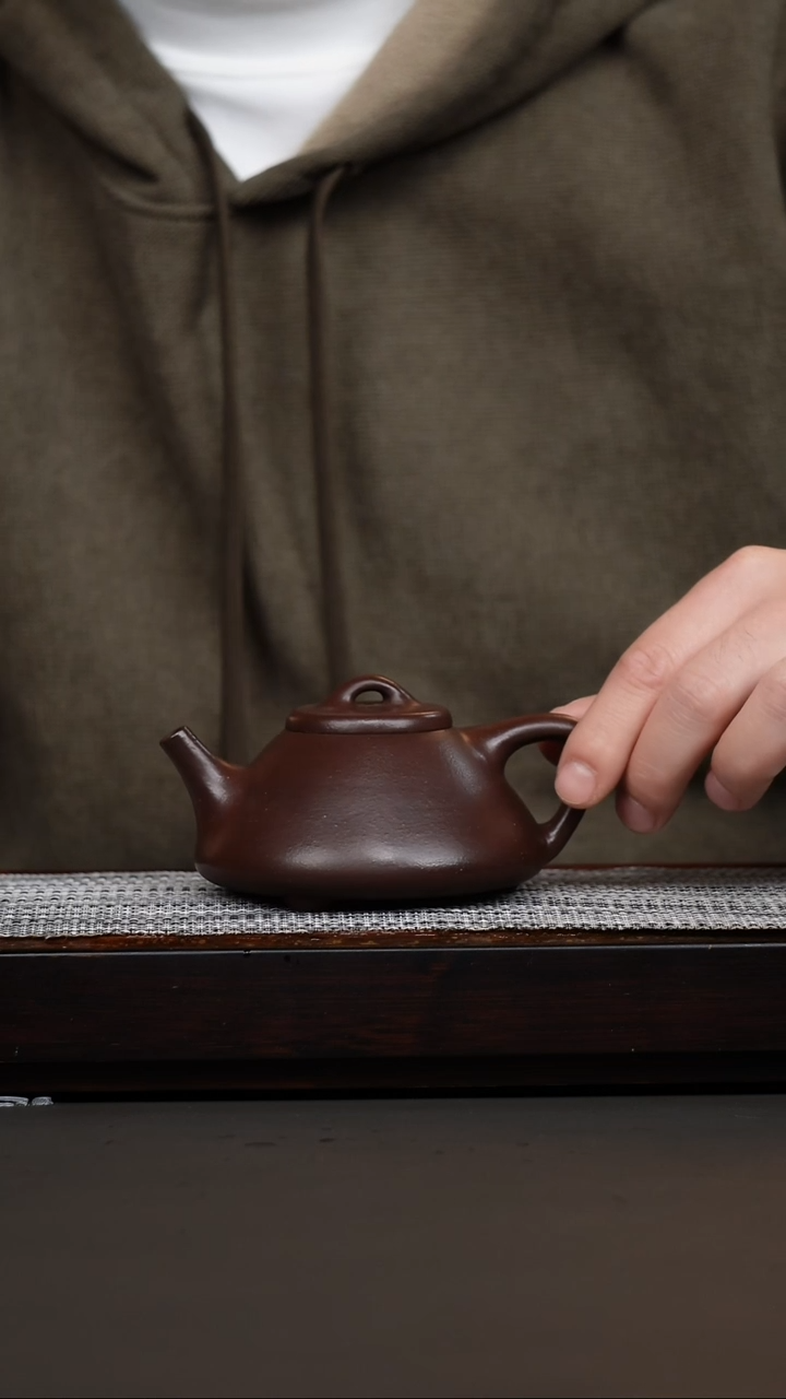 茶壶紫砂紫玉金砂子冶石瓢
