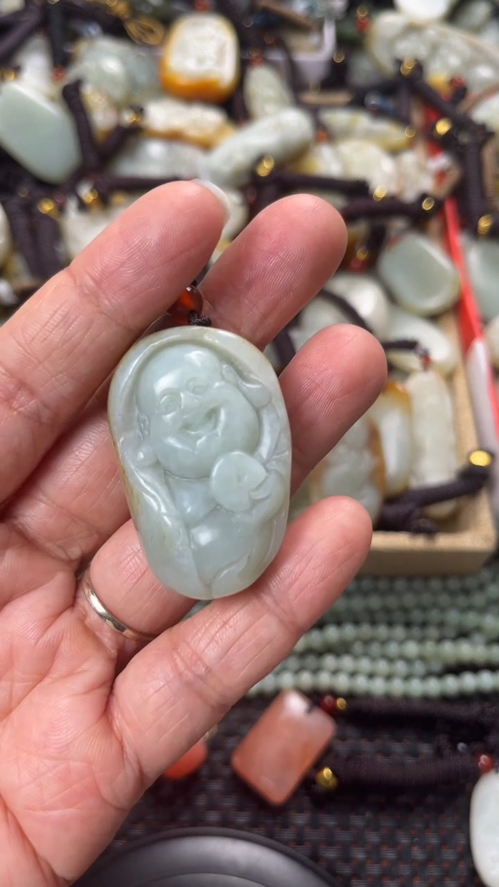 【闪购商品】和田玉颈饰未镶嵌多样性发货没有证书拍一发一有瑕