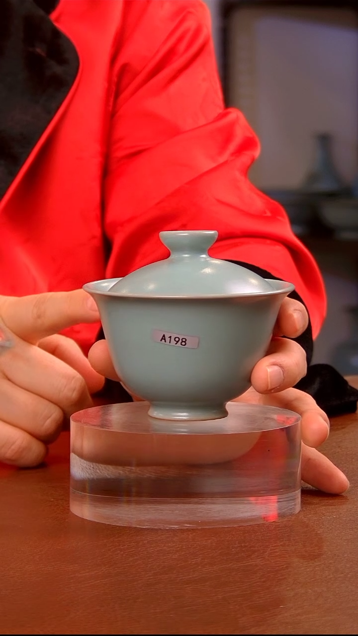 【闪购商品】瓷片198两才盖碗.........