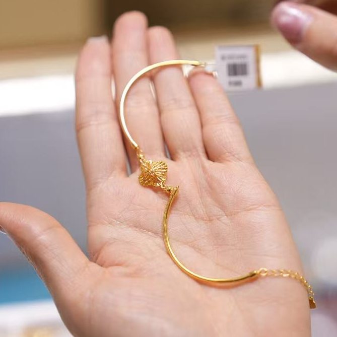 【巧玲专属】足金999花丝镂空四叶草半镯手链 经典时尚百搭 5.55