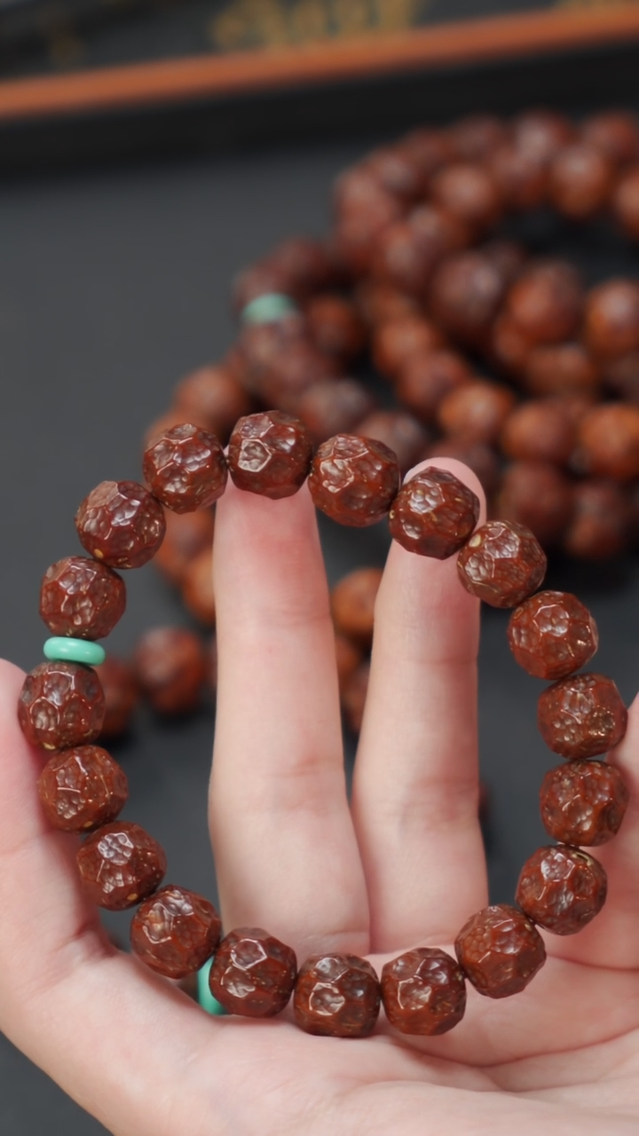 紫金鼠手串油核无相13  10600