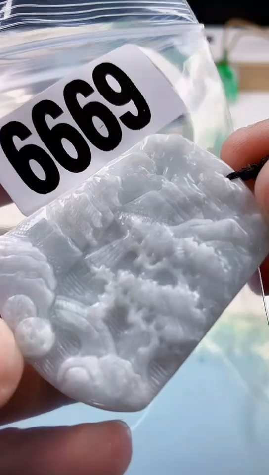 【闪购商品】翡翠挂件未镶嵌天然翡翠吊坠挂件