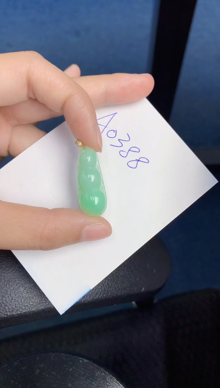 【闪购商品】翡翠颈饰18K金镶嵌000000000