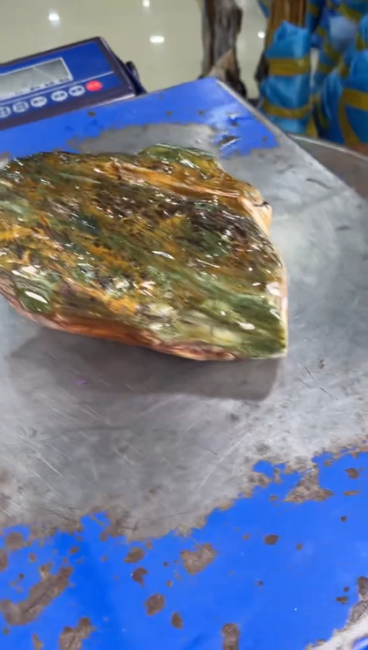 【闪购商品】硅化玉摆件未镶嵌45