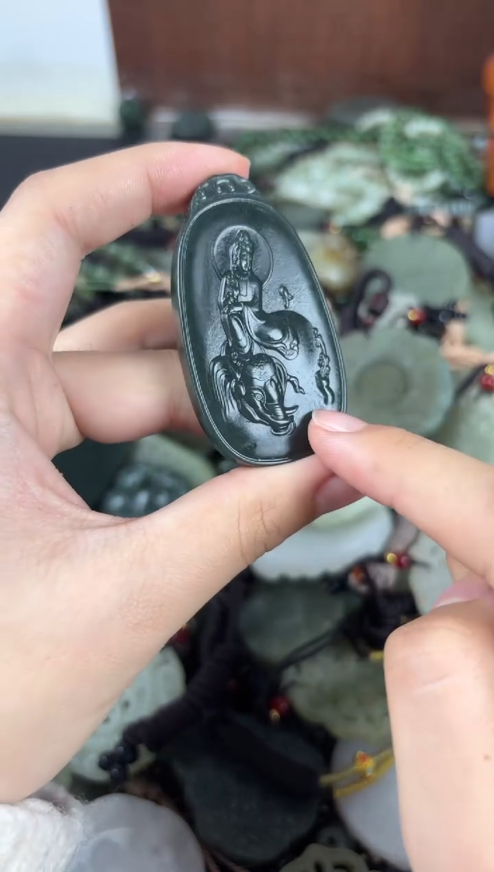 【闪购商品】和田玉颈饰未镶嵌1