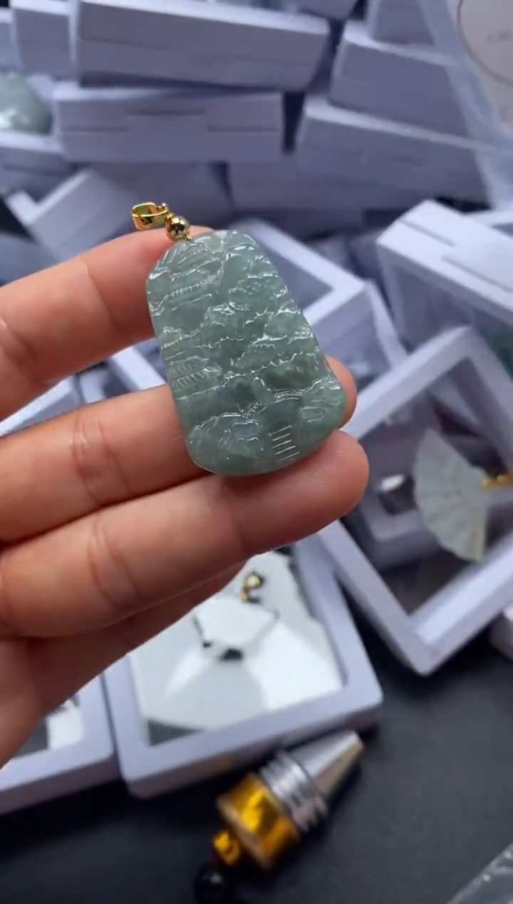吊坠(不含链)未镶嵌翡翠1686
