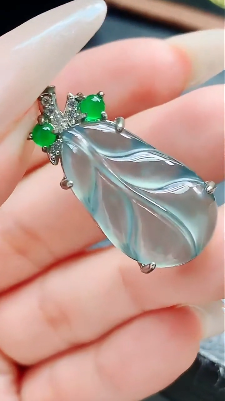 未镶嵌挂件翡翠天然翡翠