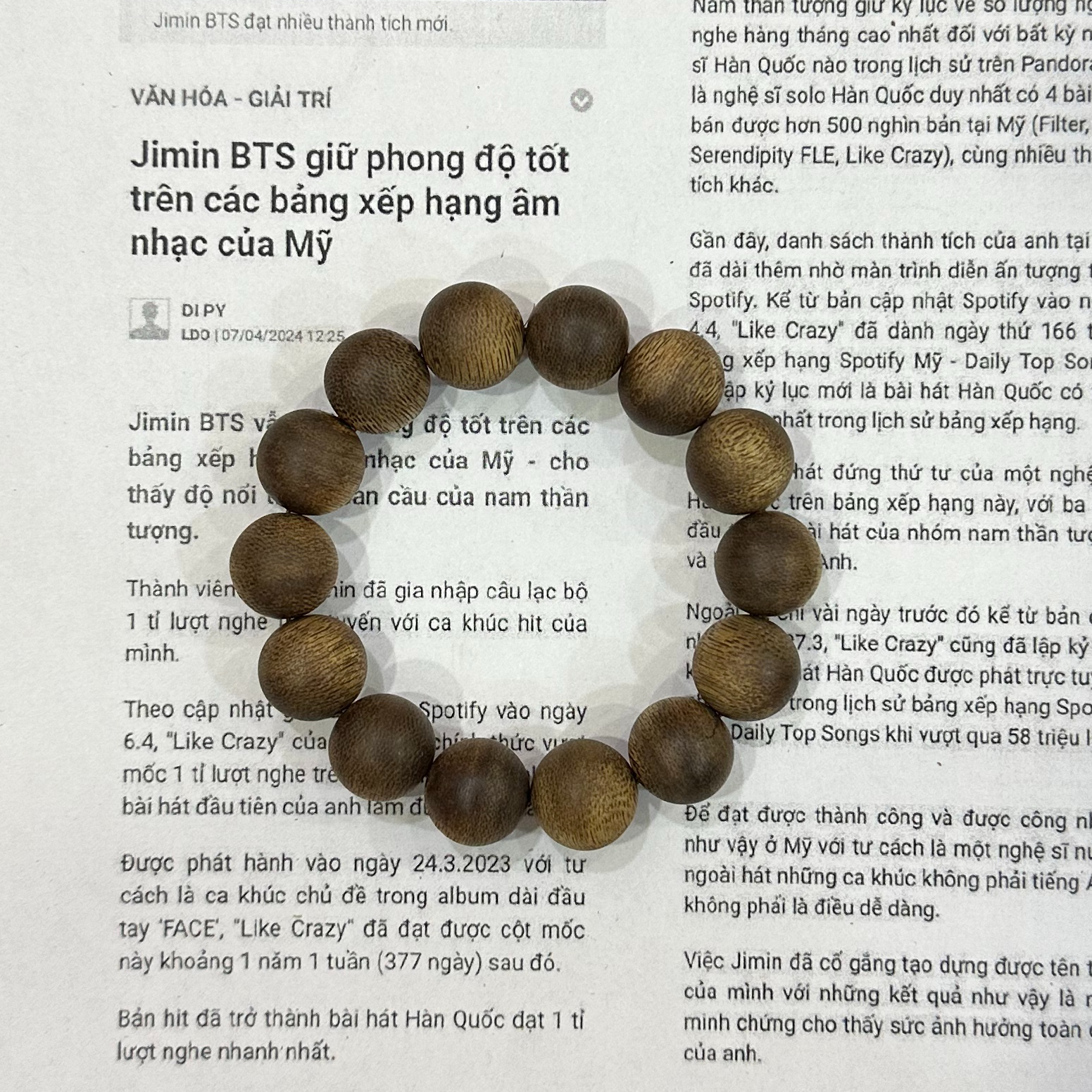 DS009芽庄莺哥绿棋手串【多样性发货】