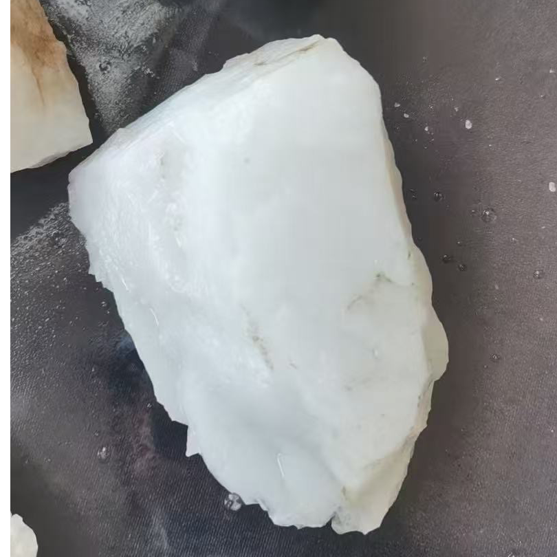 和田玉山料原石定制于田白玉珍品