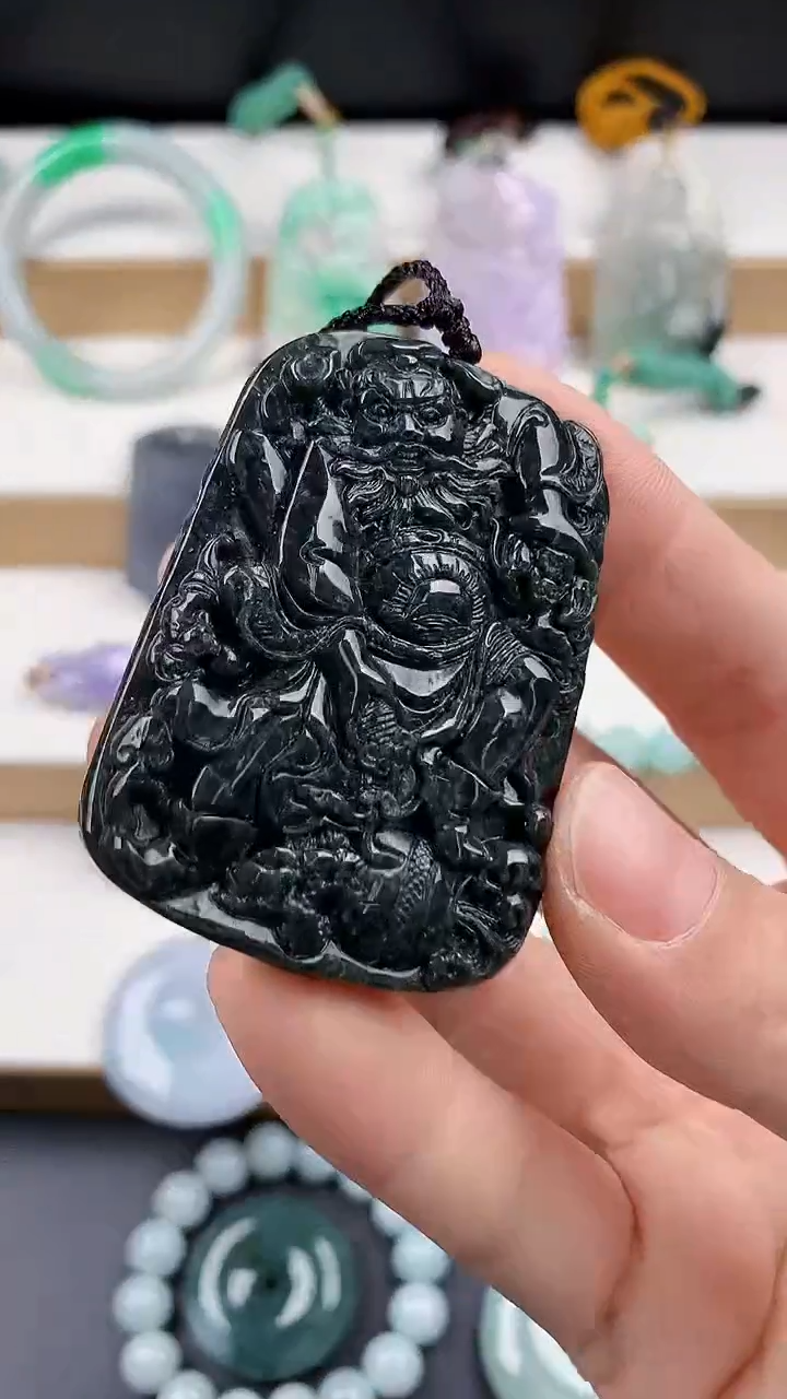 颈饰未镶嵌翡翠天然翡翠吊坠挂件