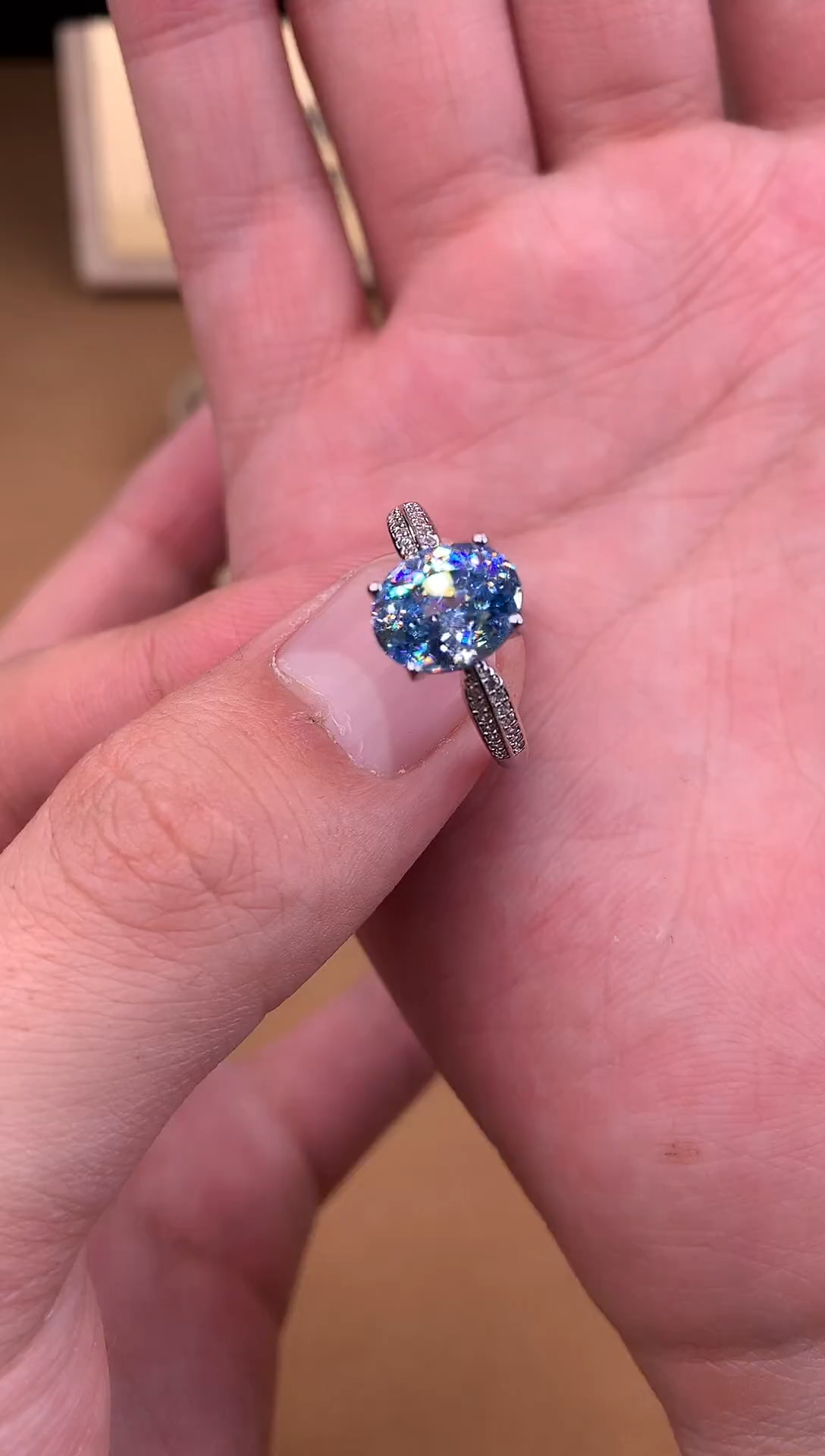 银S925镶嵌戒指海蓝宝石2222