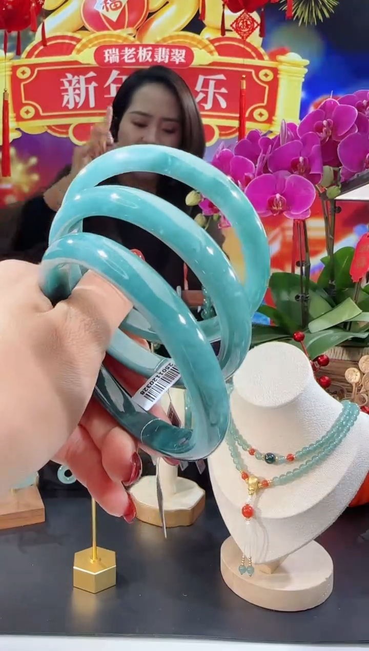 【闪购商品】定制翡翠手镯正圈未镶嵌圈口可选多样性发一