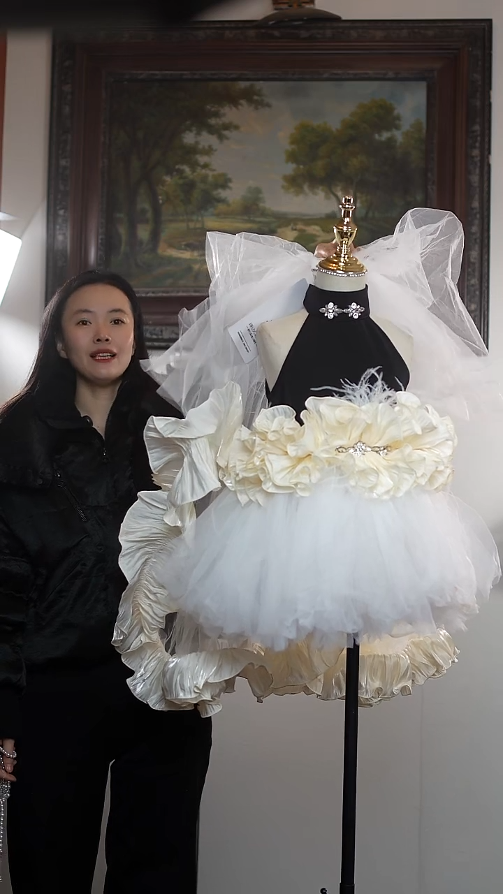 龙****店140纱裙+头纱艺桐轩儿童朝服