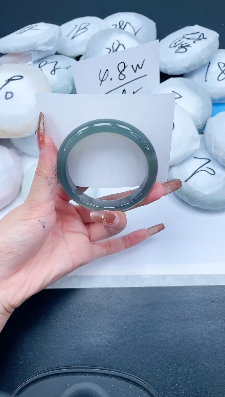 【闪购商品】石英质玉手镯未镶嵌358-54