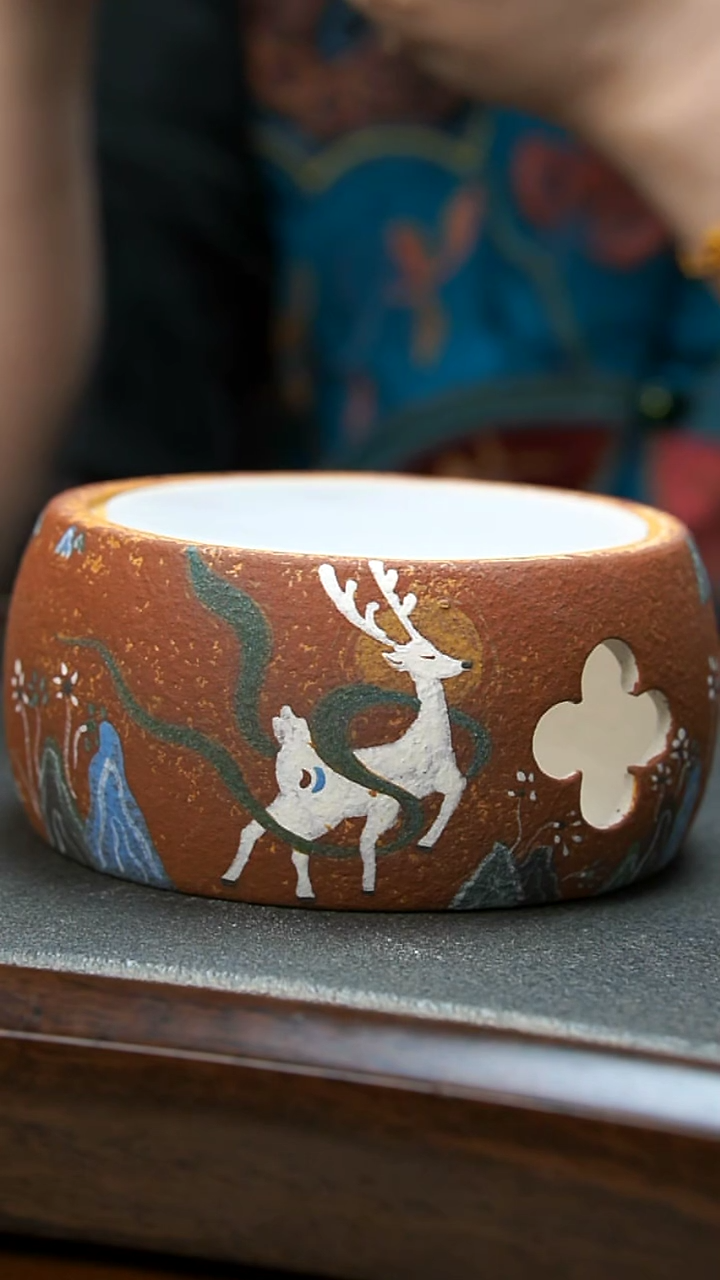 【闪购商品】紫砂茶壶九色鹿温茶器