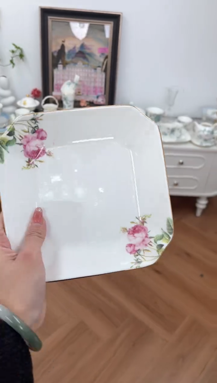 【闪购商品】碗玫瑰高骨骨瓷2个8寸方盘