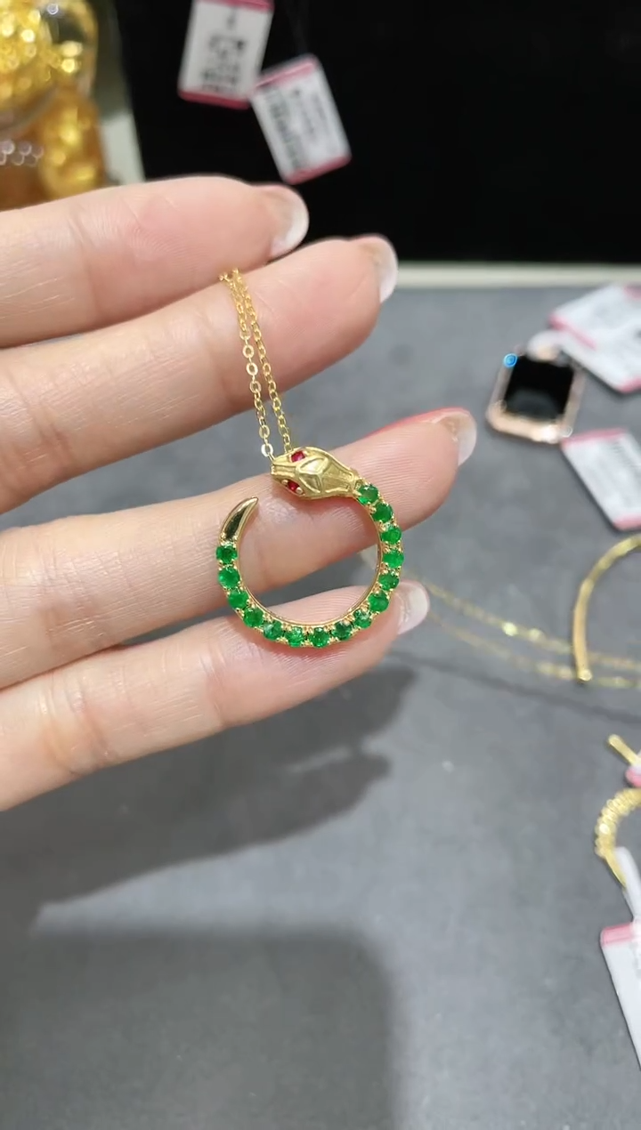 【闪购商品】祖母绿项链18K金镶嵌·