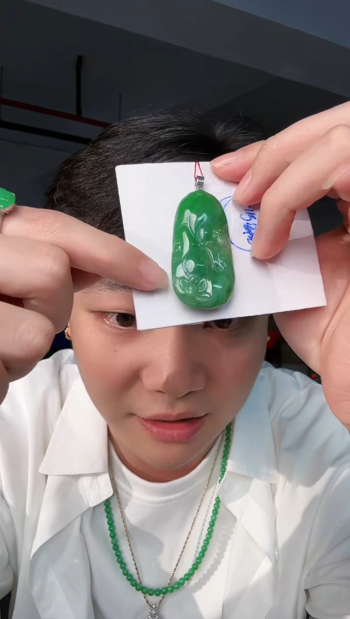 【闪购商品】翡翠颈饰18K金镶嵌 缅料A货翡翠/支持复检/一件