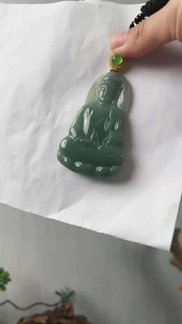 【闪购商品】翡翠颈饰未镶嵌素衣观音