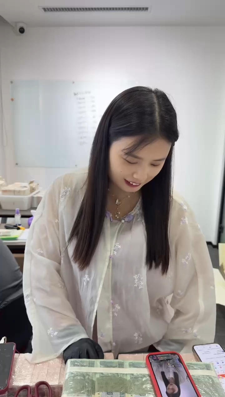 福利整刀百张连号 狮子号 不挑号 01