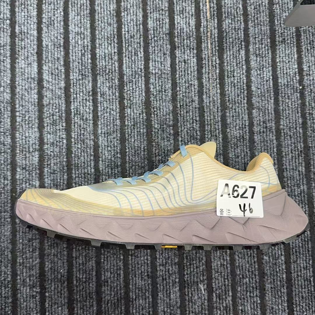 男女户外休闲鞋a627