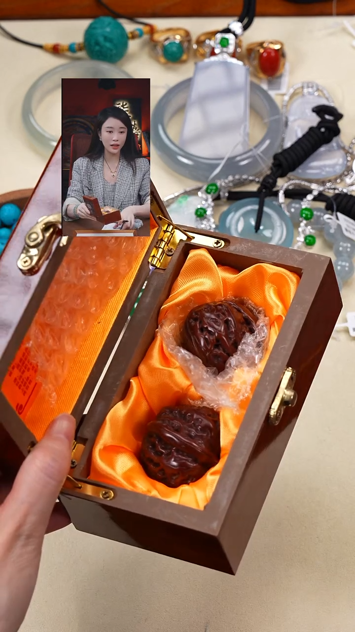 把件文玩核桃刘****️柒禧文玩回血好物