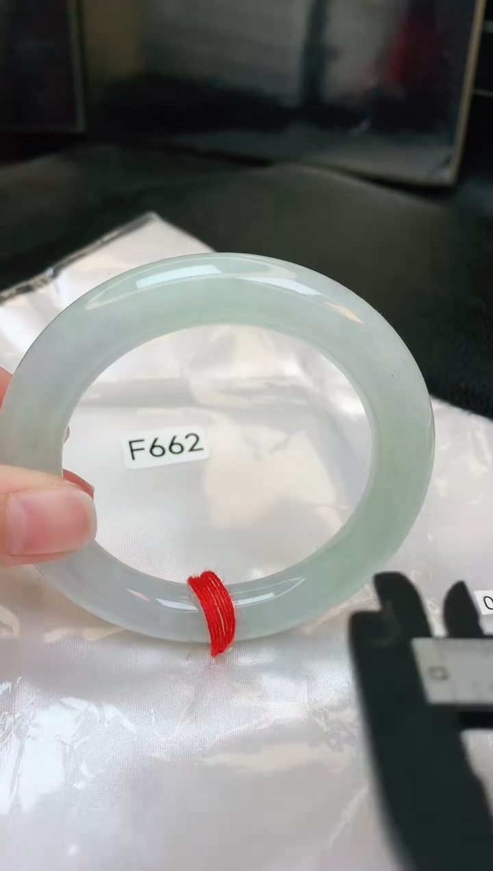 【闪购商品】翡翠手镯未镶嵌缅甸天然A货手镯