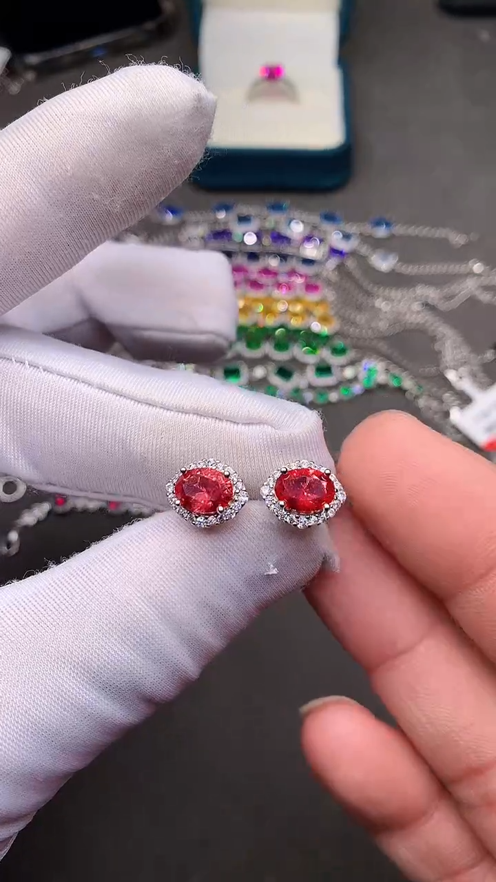 【闪购商品】彩色蓝宝石耳饰银S925镶嵌....