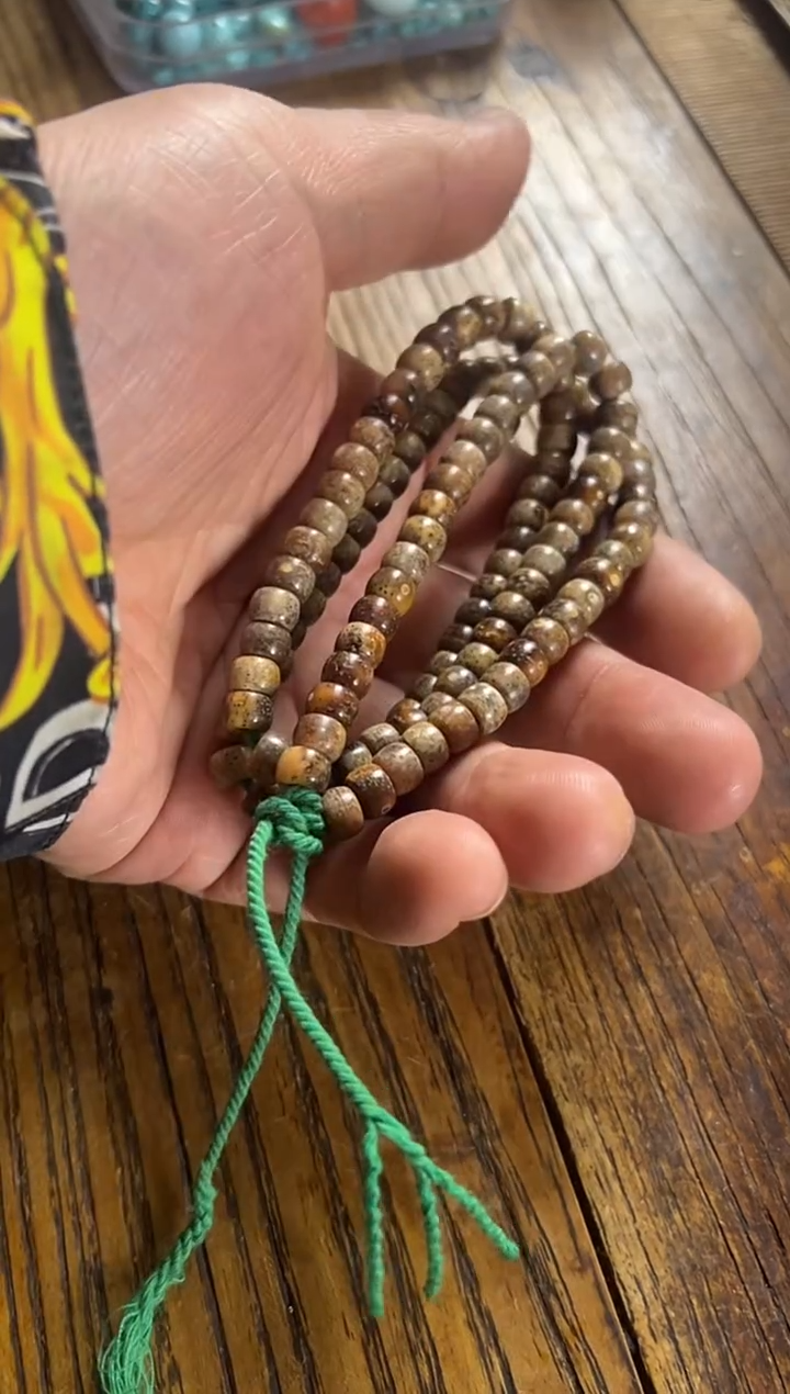 无非金属?****随7x5mm  水玉化   