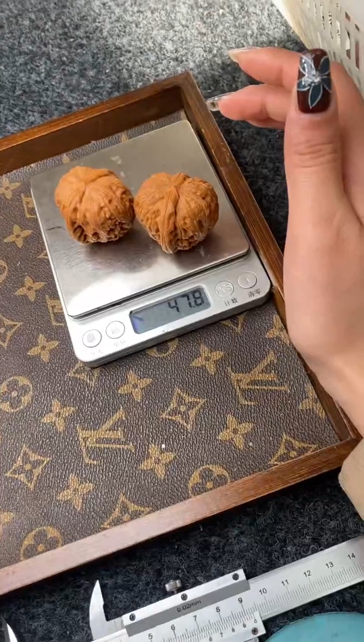 把件文玩核桃B281号42尺元宝