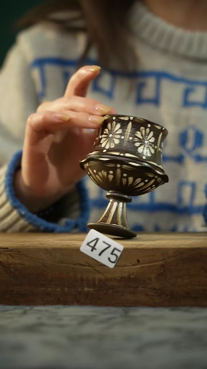 【闪购商品】瓷片新品！设计师款手绘/咖啡杯 听歌