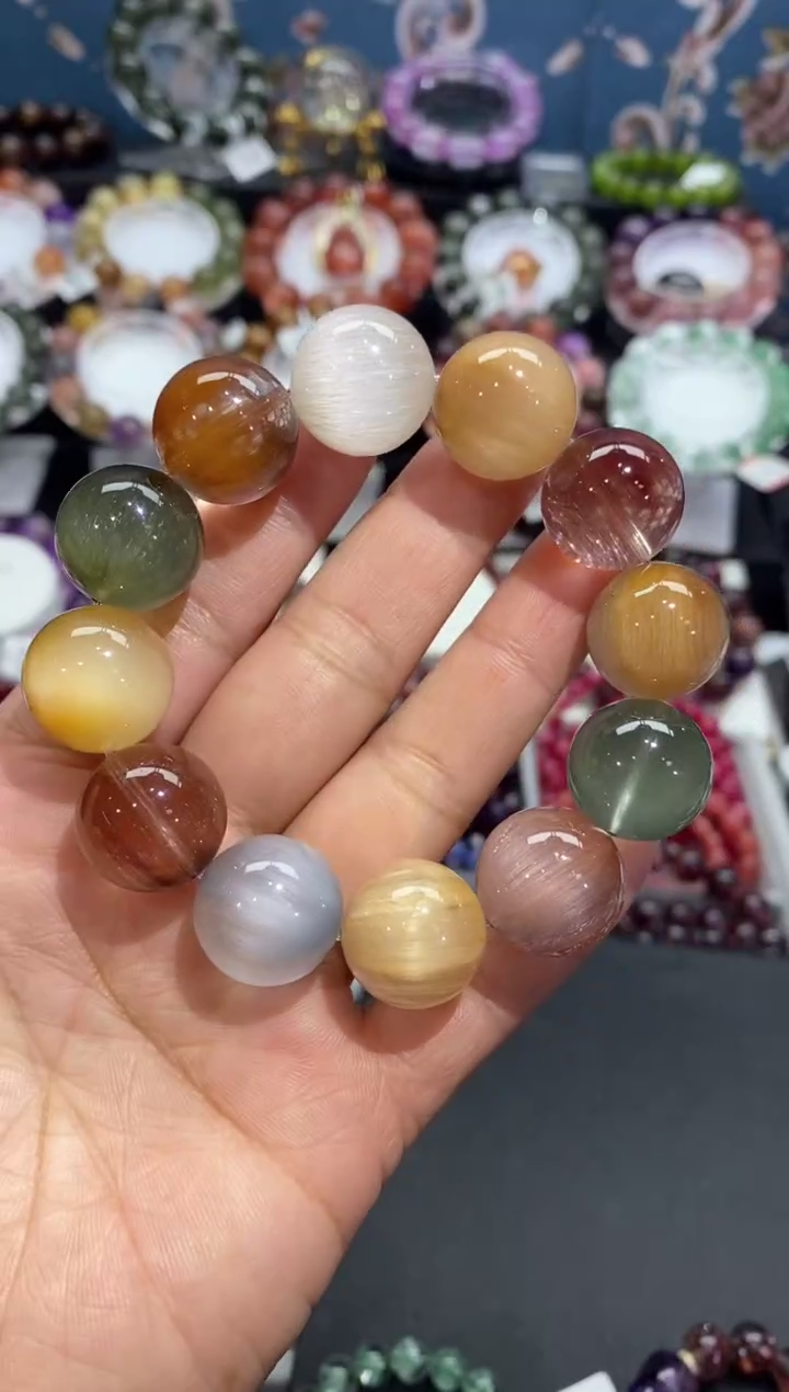 【闪购商品】水晶手串未镶嵌彩兔毛17+