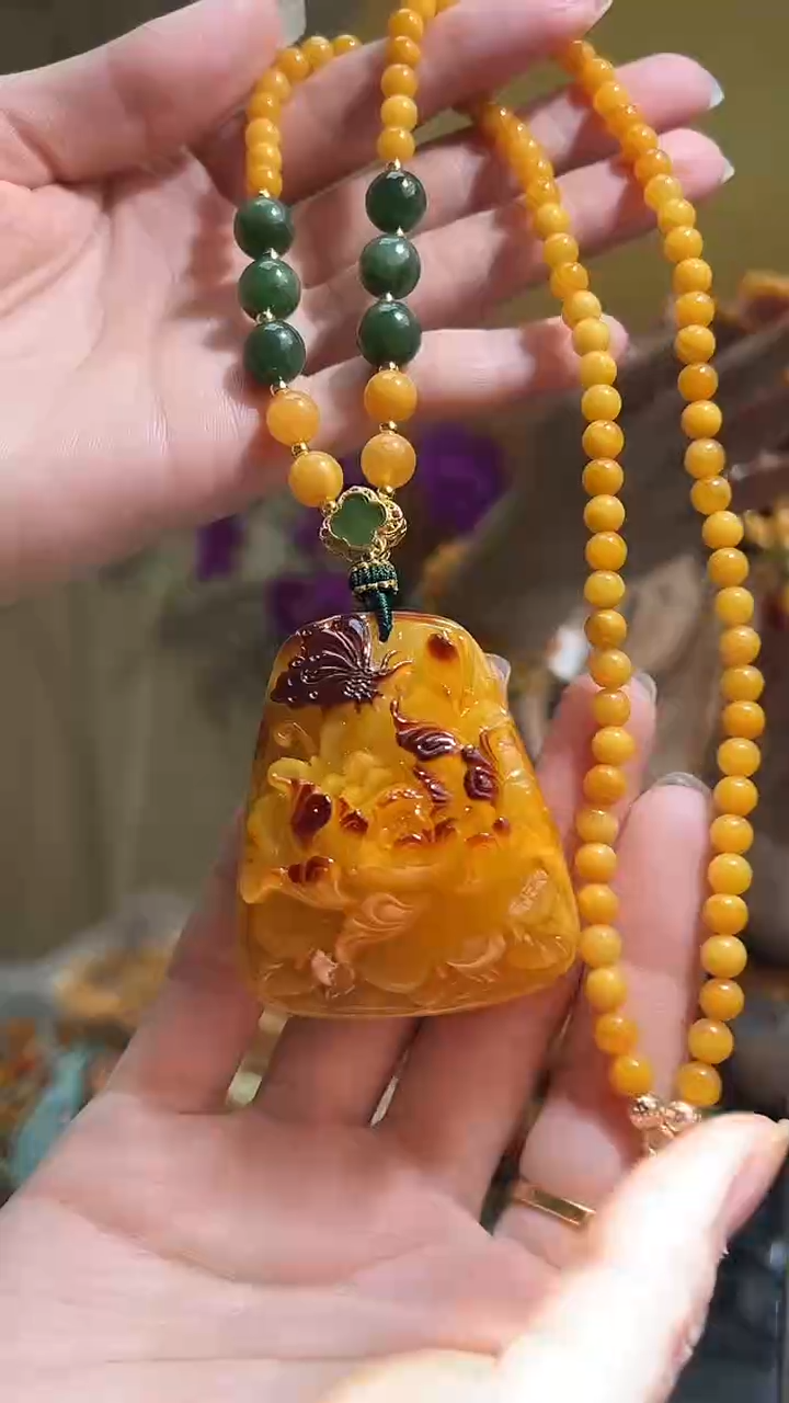【闪购商品】琥珀裸石未镶嵌A0694天然蜜蜡
