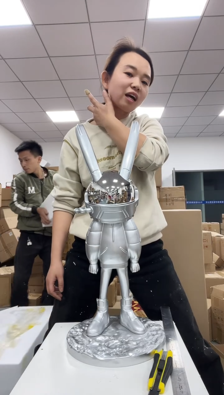 树脂银色机械兔大号