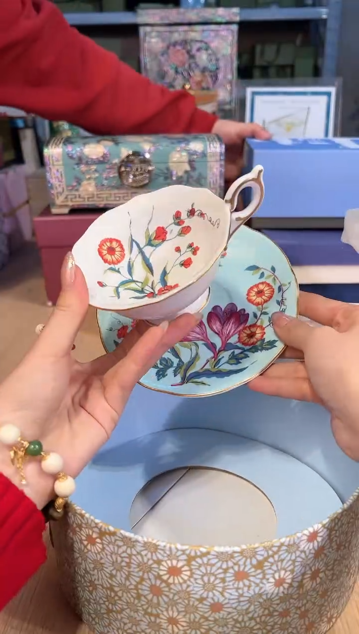 【闪购商品】杯322孤品           