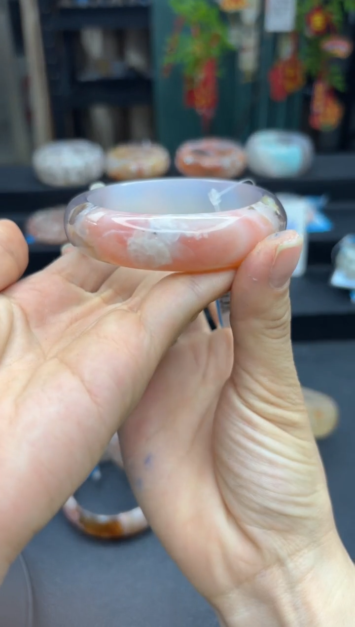 【闪购商品】石英质玉手镯未镶嵌2320（56圈）