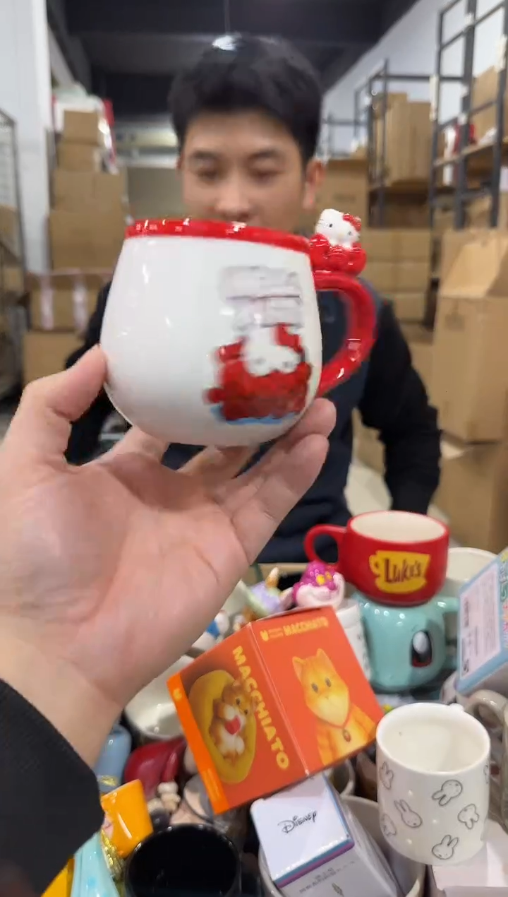 瓷片原盒把手kt猫公仔大肚杯