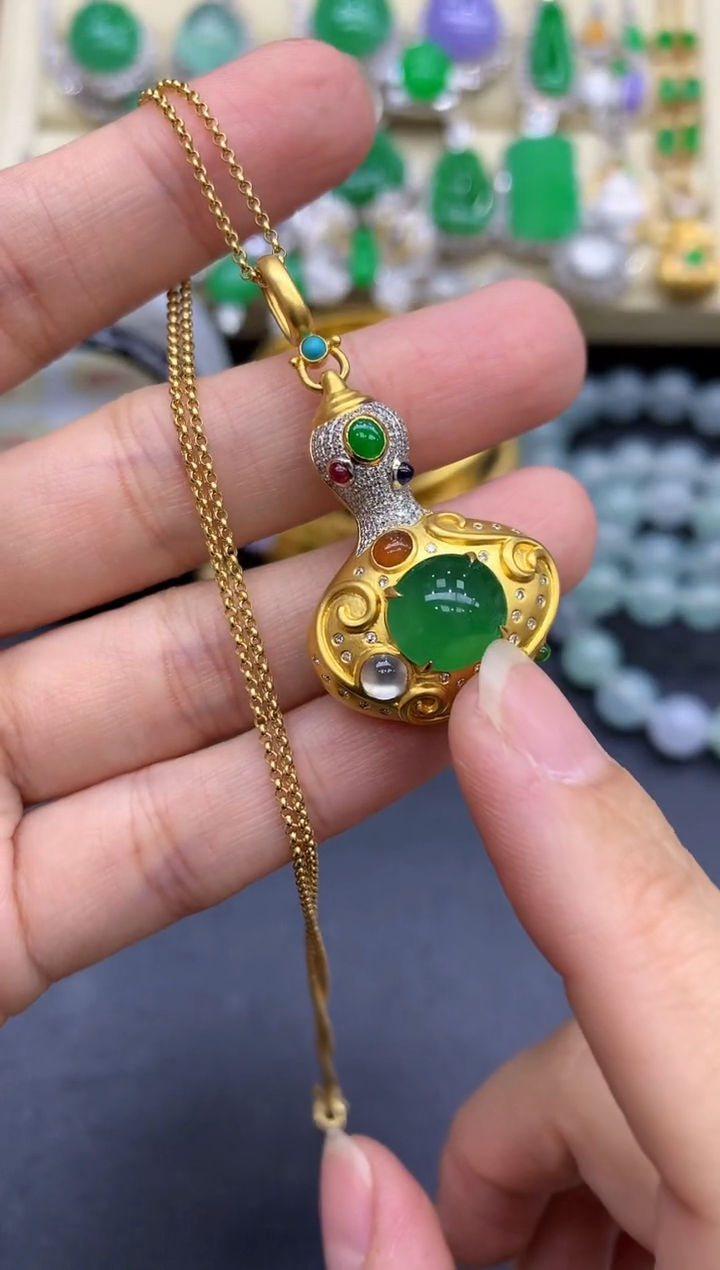 颈饰18K金镶嵌翡翠654-中国好珍宝1