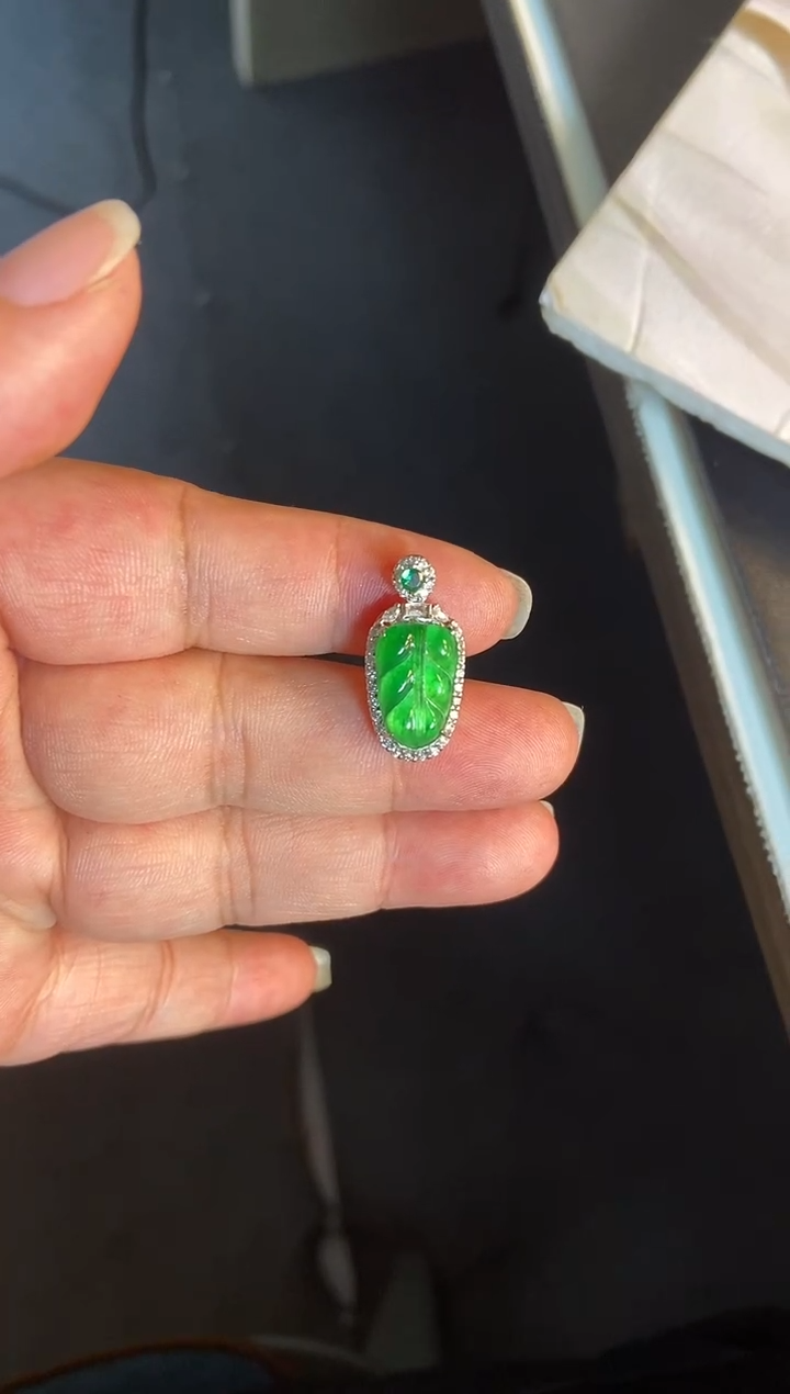 吊坠(不含链)银S925镶嵌翡翠1