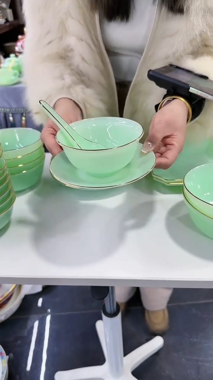 【闪购商品】瓷片玉瓷碟碗勺三件套10只