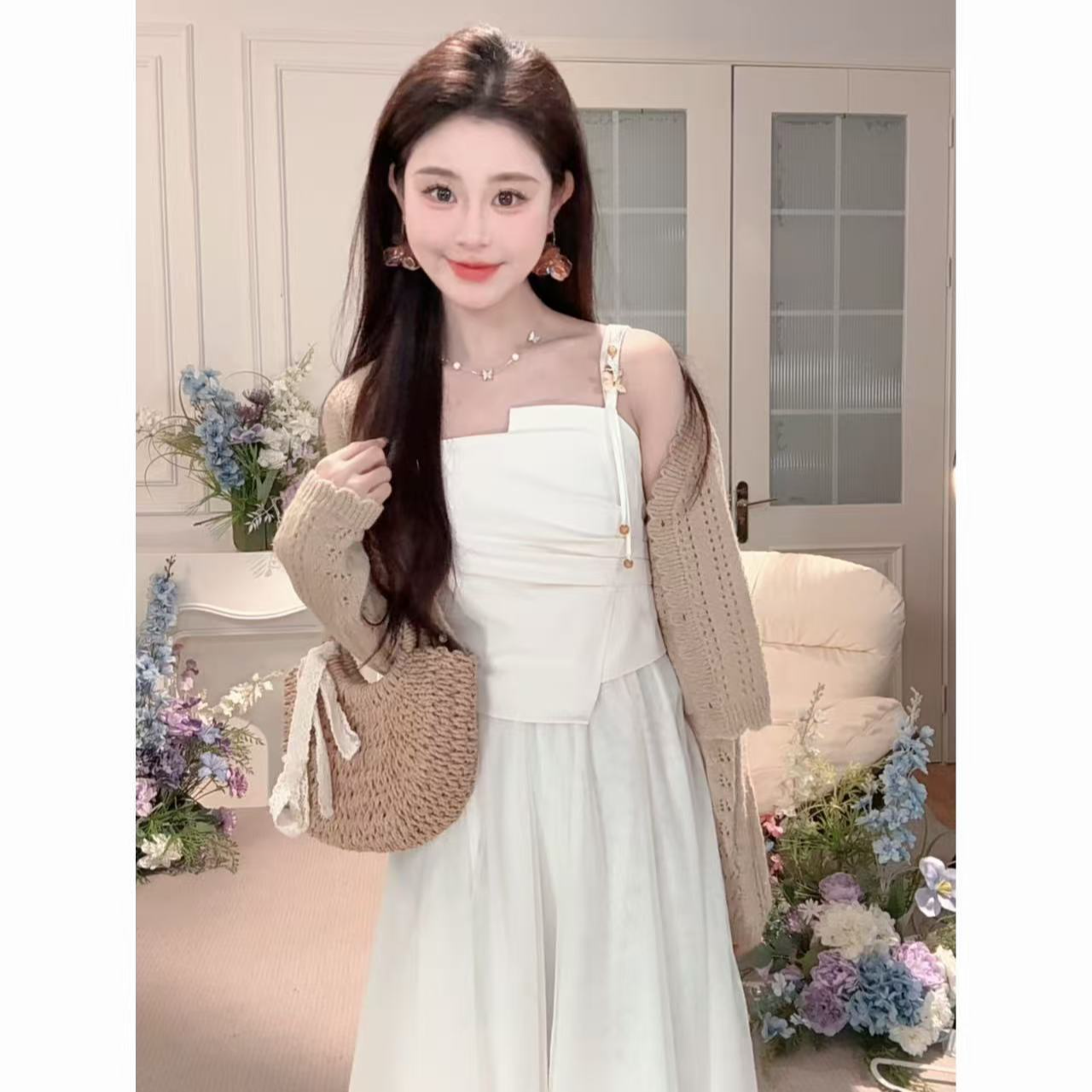 鹿向南-七月茉春季收腰显瘦开衫米吊带连衣裙新中式套装QYM002484