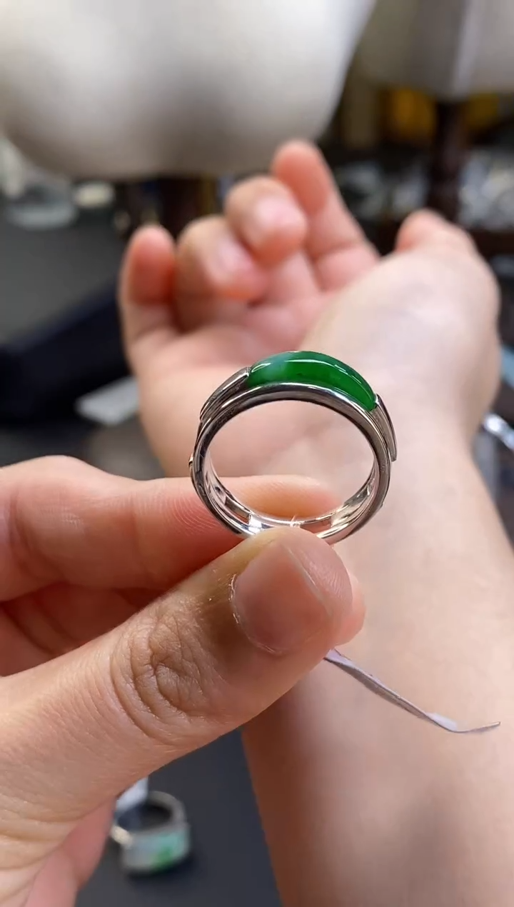 颈饰银S925镶嵌翡翠17188