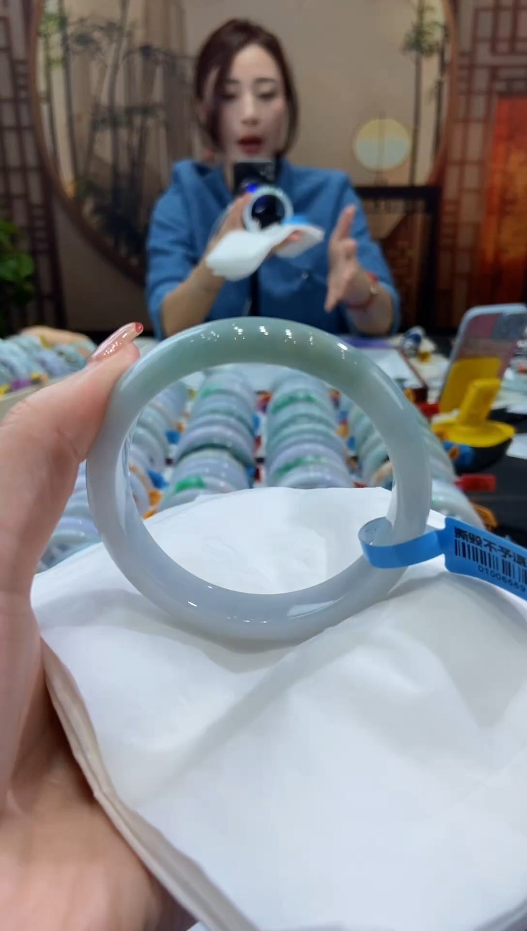 【闪购商品】翡翠手镯未镶嵌00010548