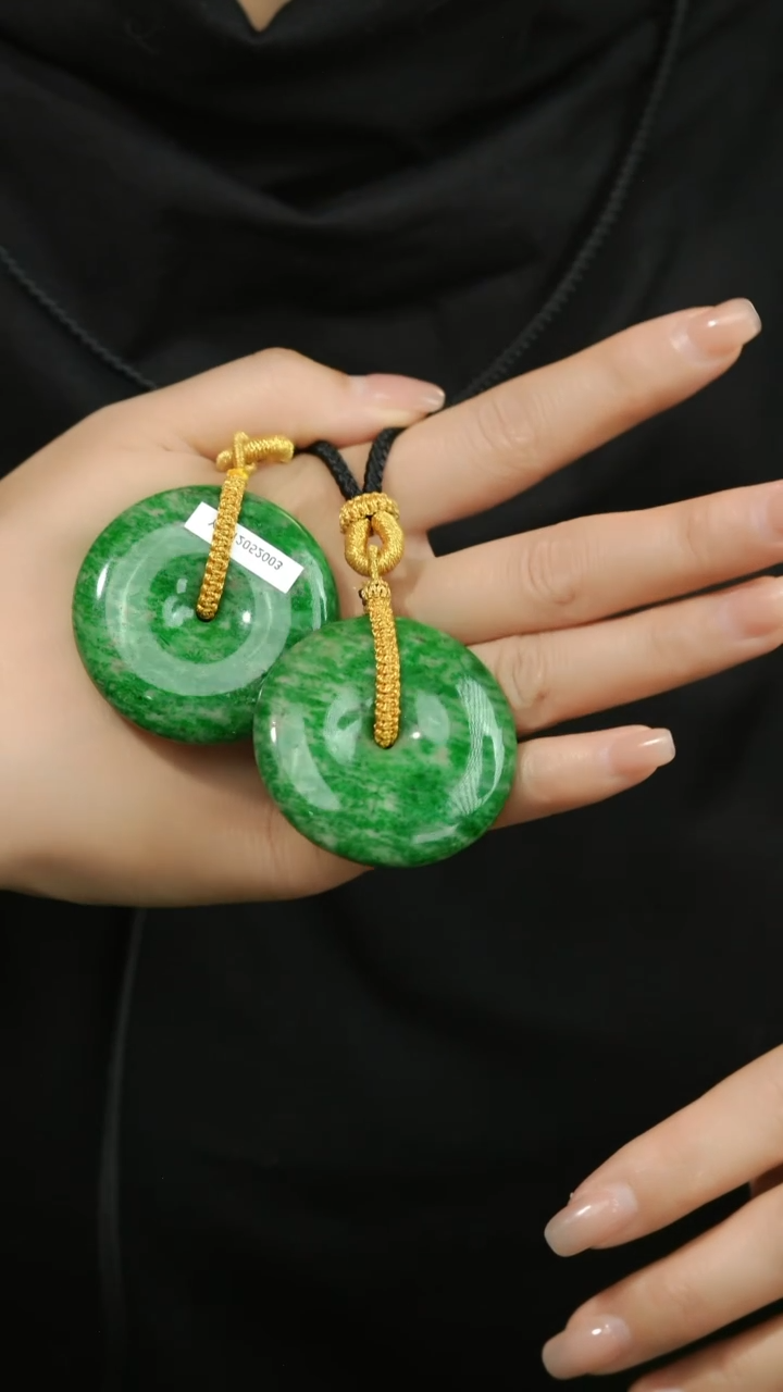 翡翠未镶嵌颈饰@YSG12052003@多样性发其一