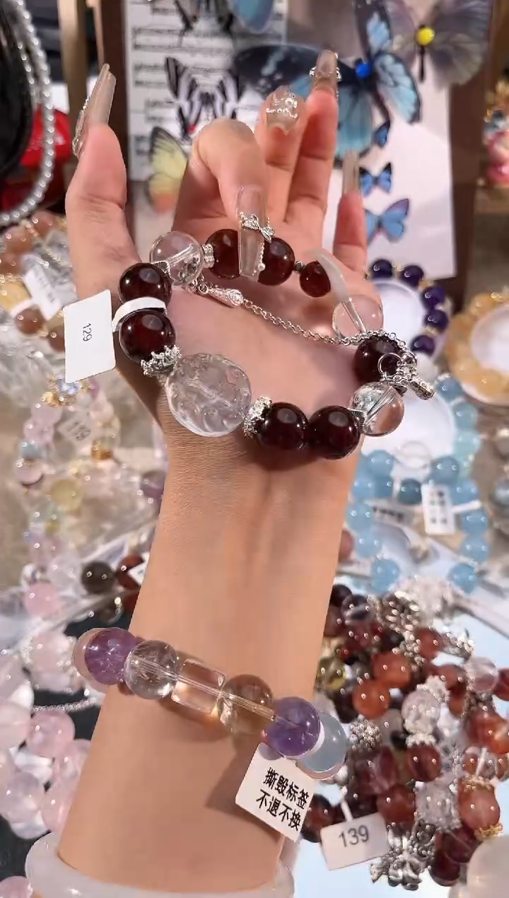 【闪购商品】水晶手链未镶嵌多样性发货颜色微差发其一